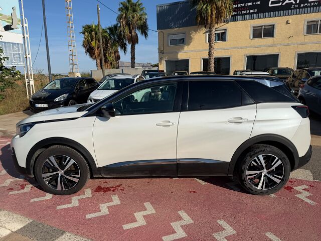 PEUGEOT 3008 ALLURE 1.2 E-THP AUTO SPANISH LHD IN SPAIN 91000 MILES SUPERB 2018